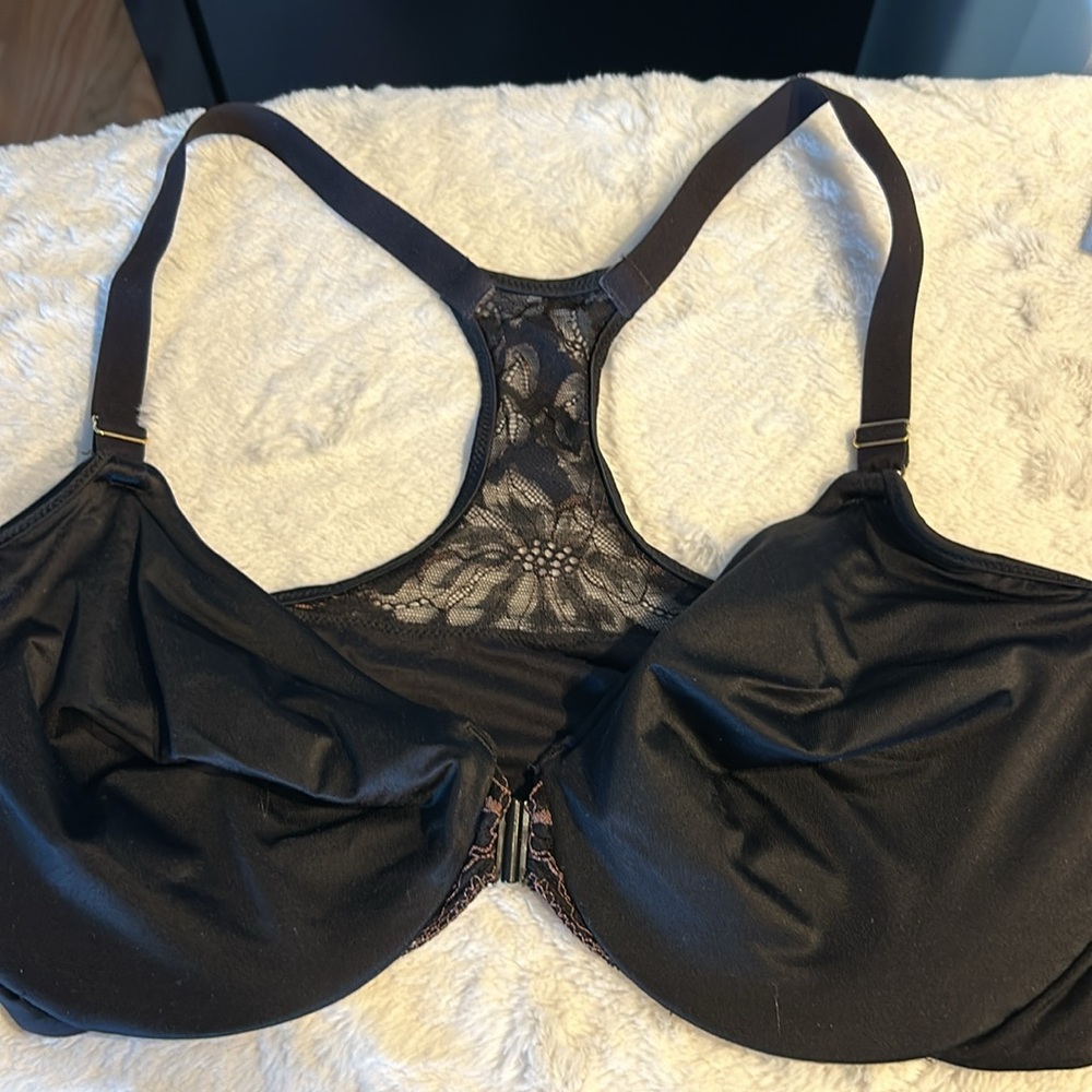 Bras.   SOLD